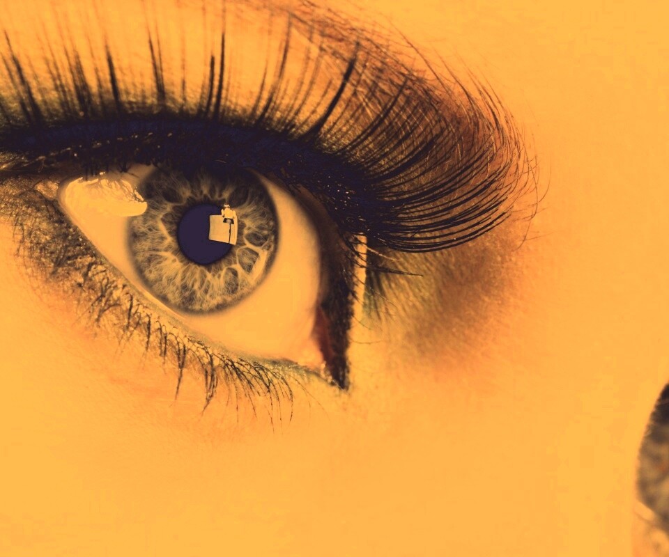 Глаза цвета стали обои