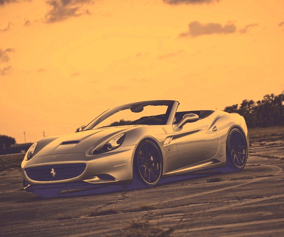 Ferrari на взлетном поле обои