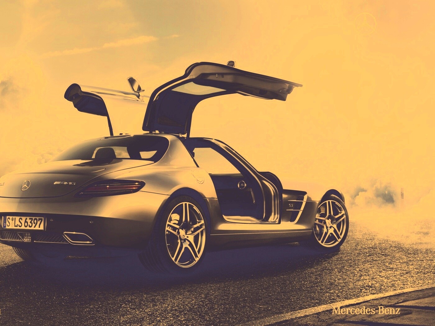 Mercedes Benz SLS обои