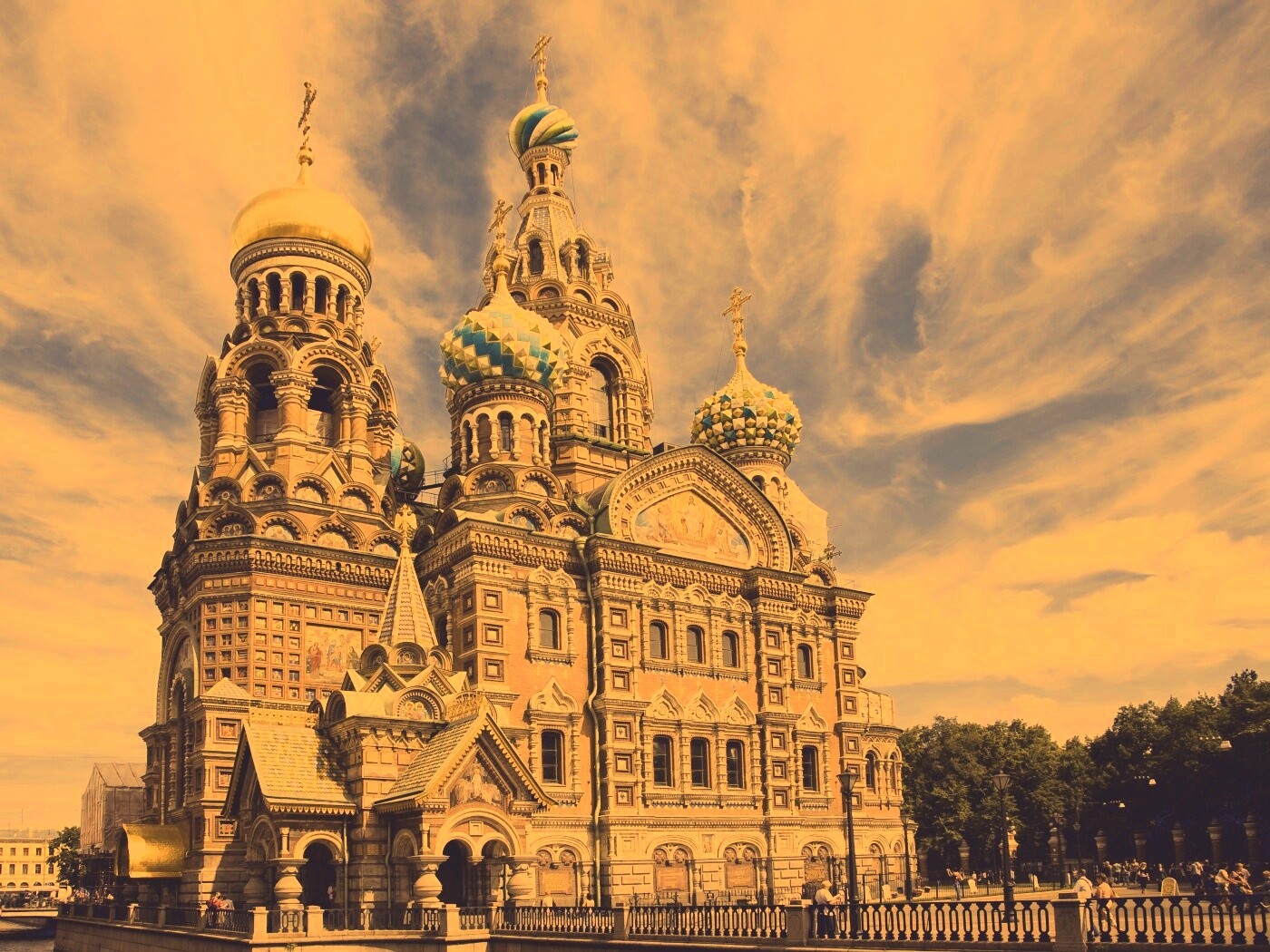 Спас на крови обои