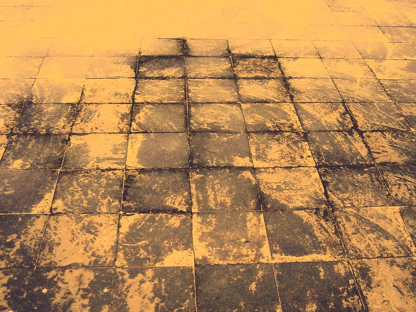 Дорога из серой плитки обои
