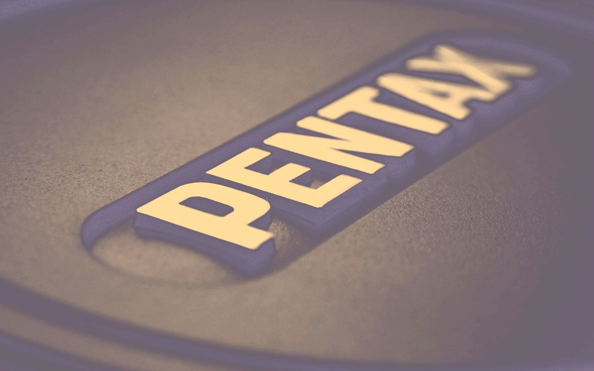 Фотоаппарат пентакс лого обои