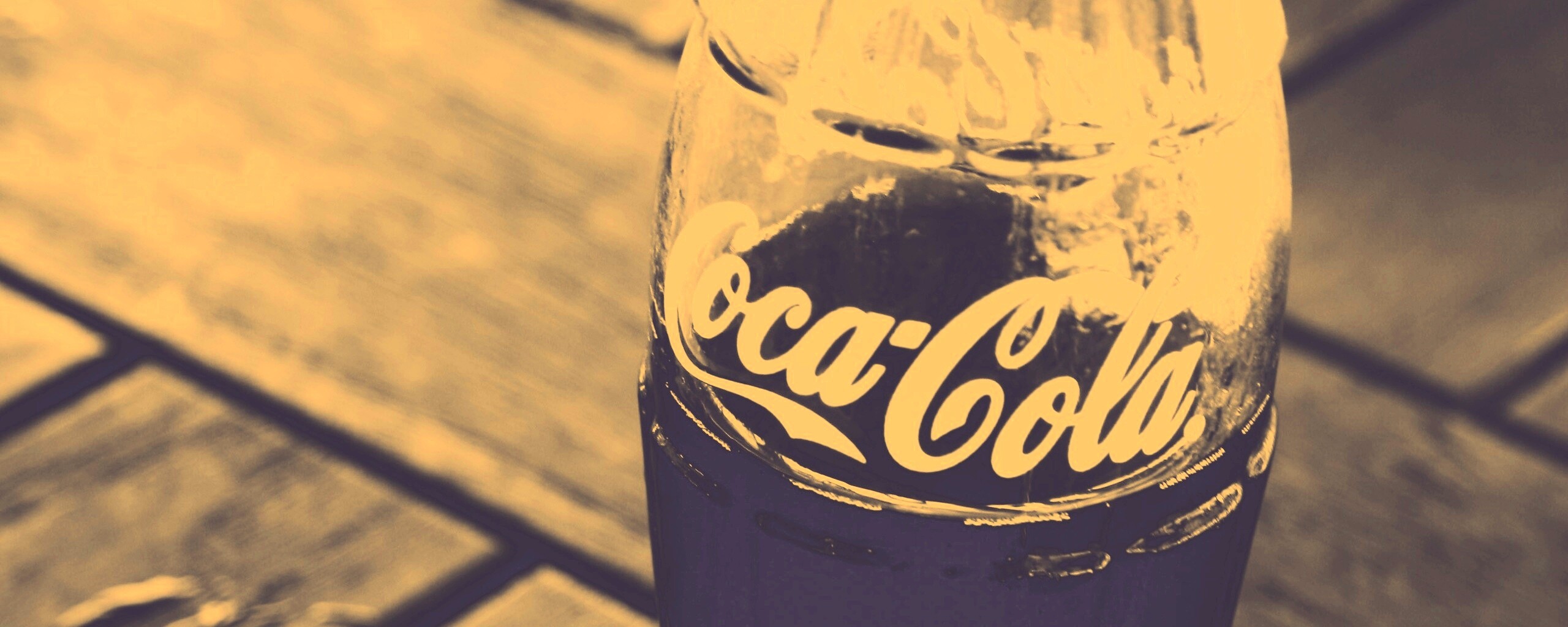 Бутылка Coca-Cola обои