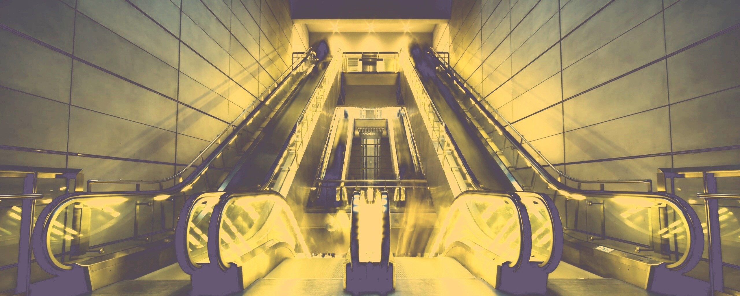 Метро обои