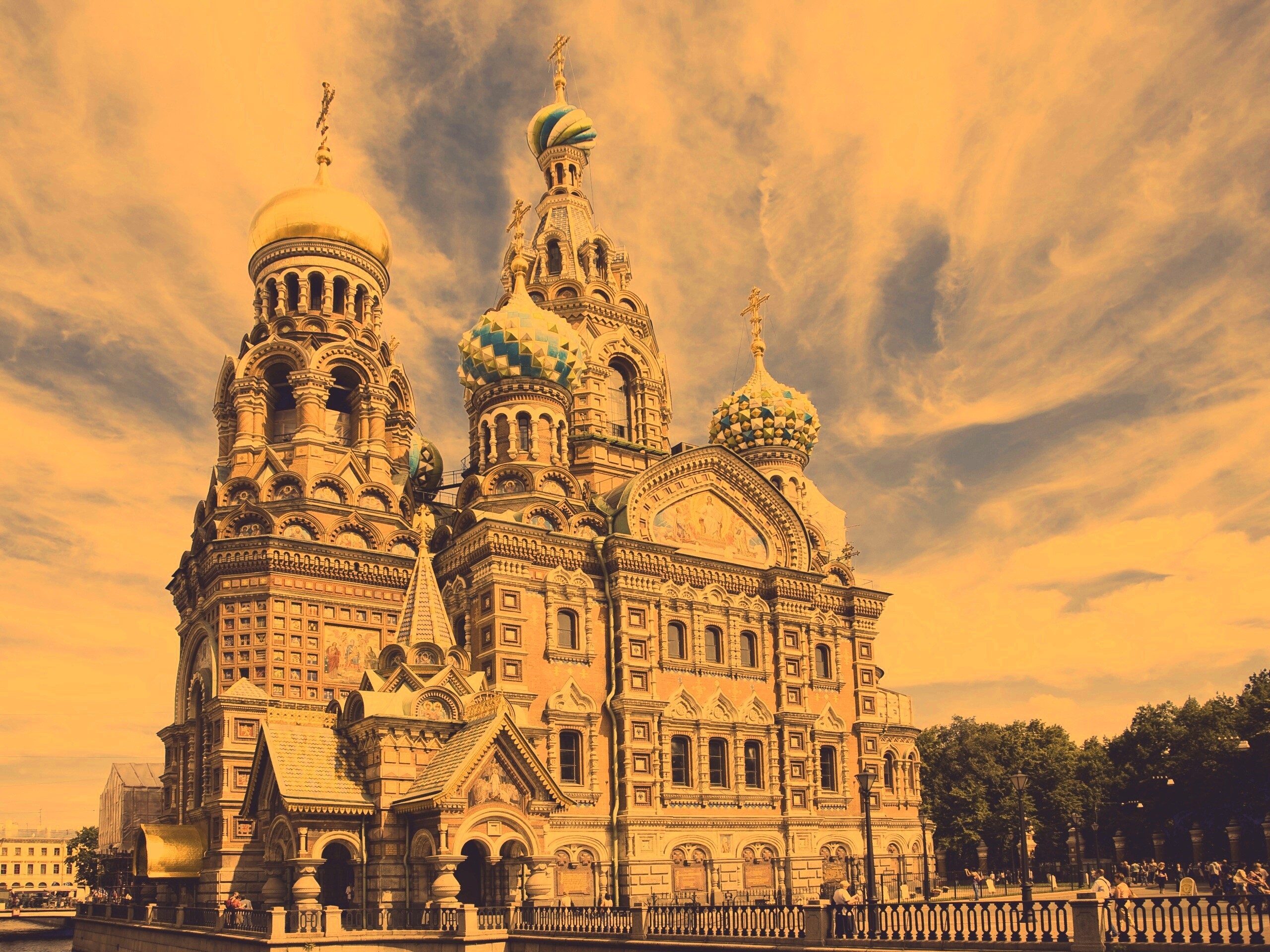 Спас на крови обои