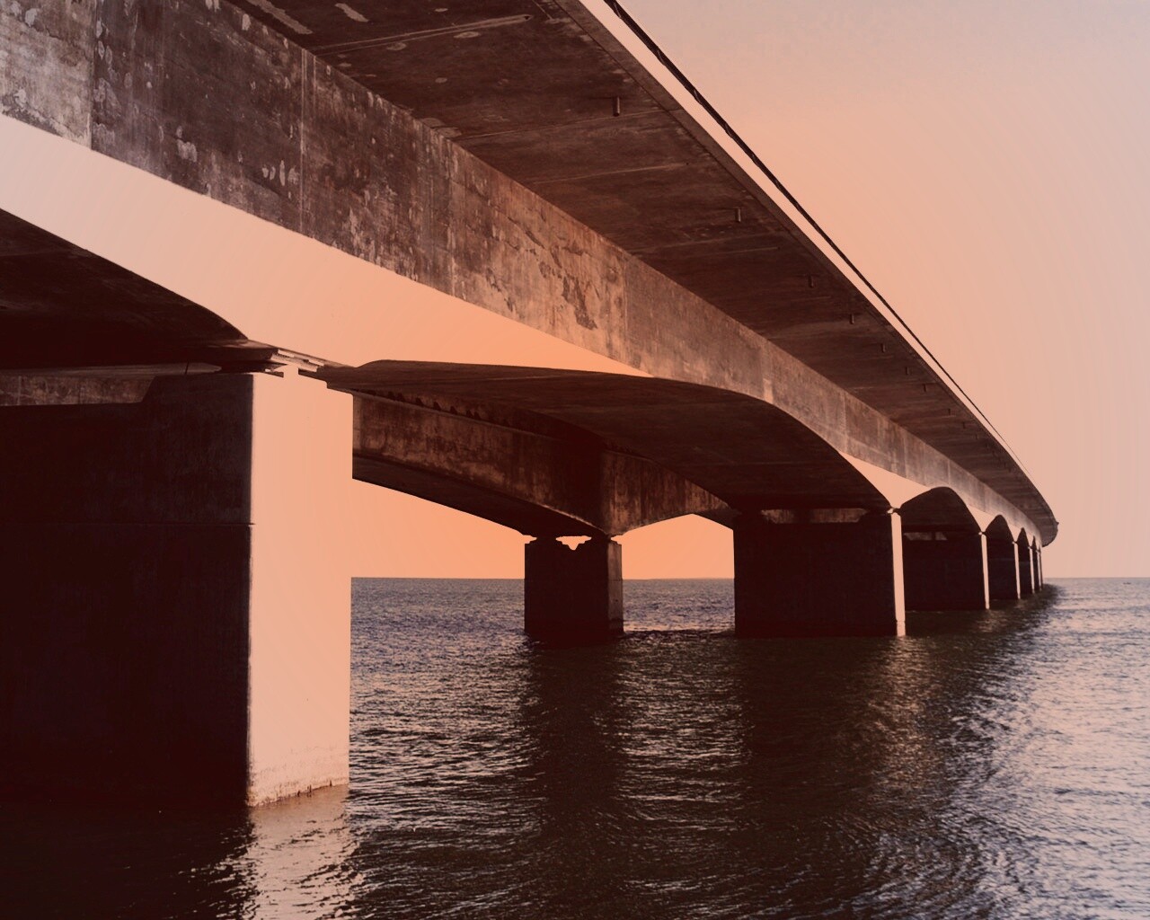 промежуточная опора моста фото