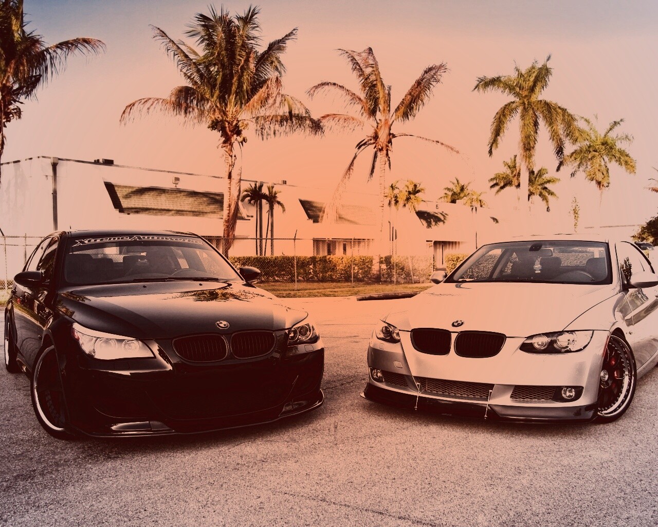 Чёрный и серебристый BMW обои