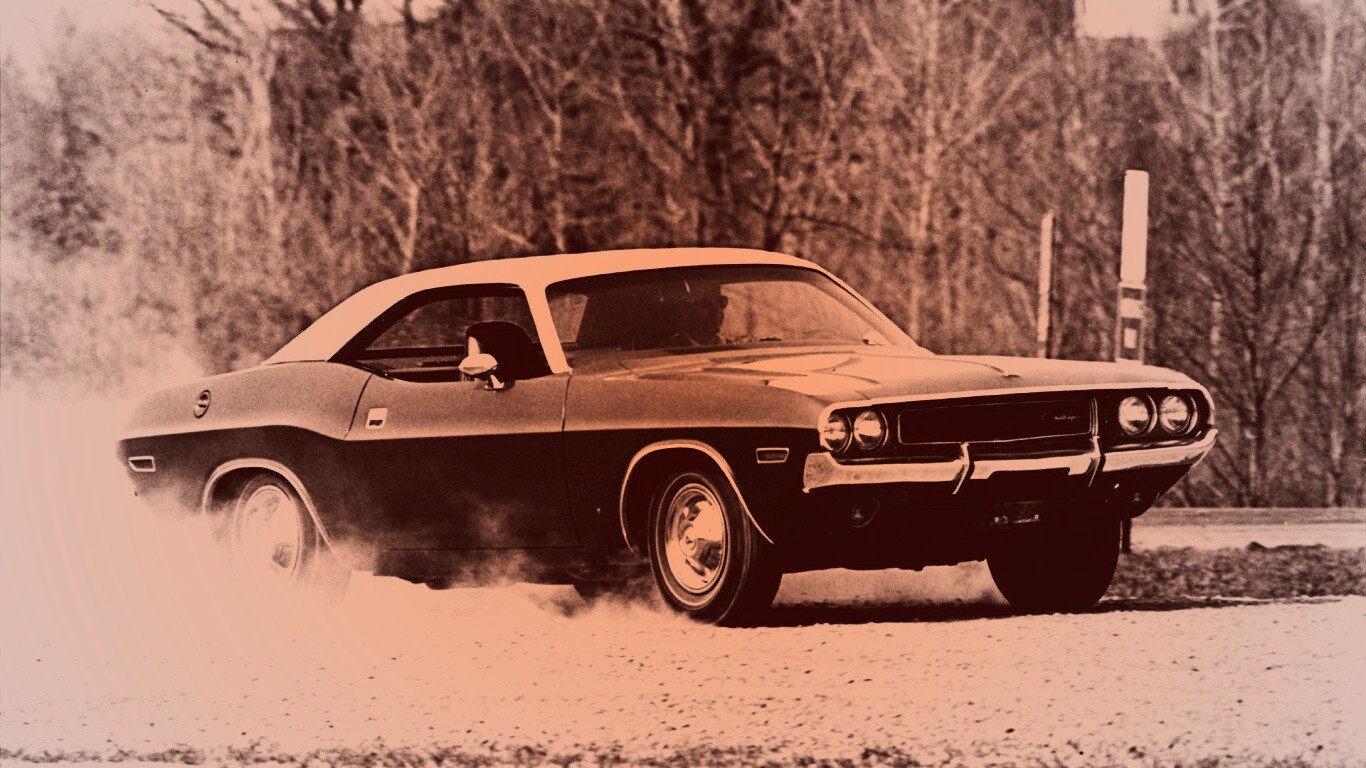 Черно-белое фото Dodge обои
