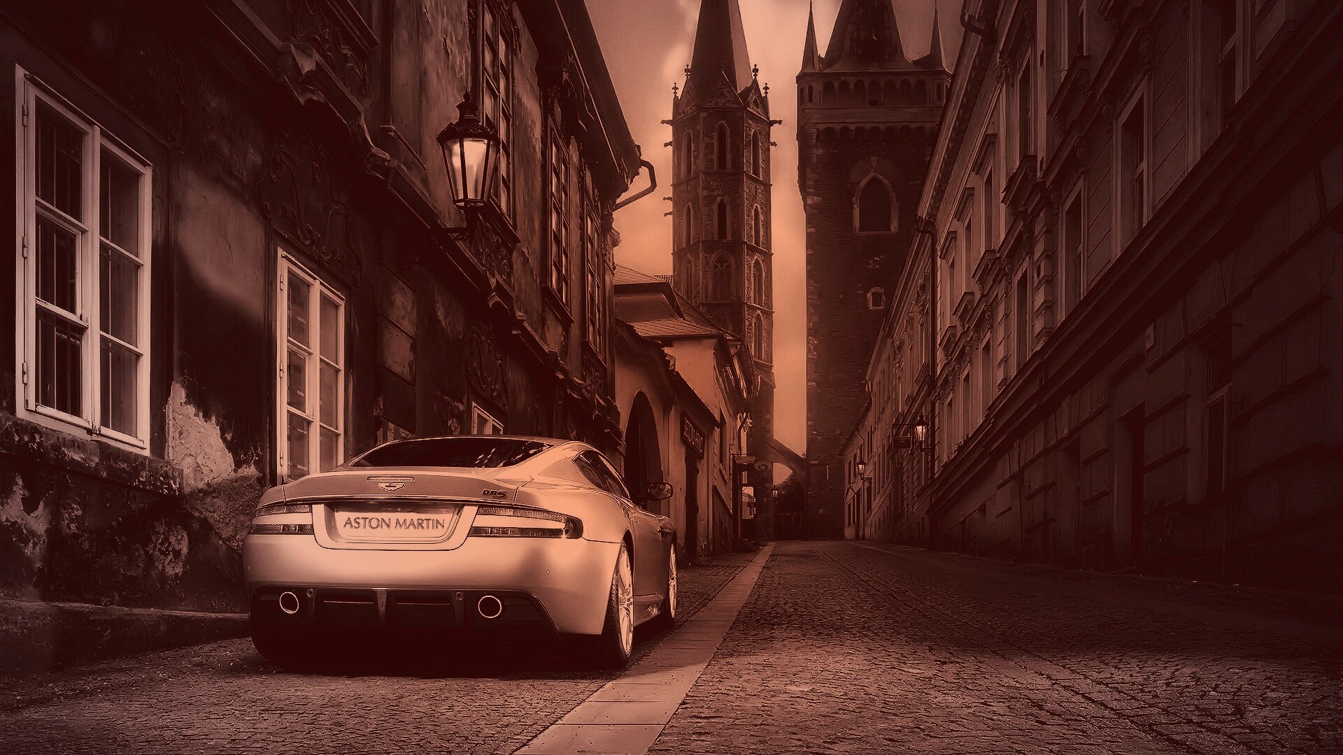 Aston Martin в старинном городе обои