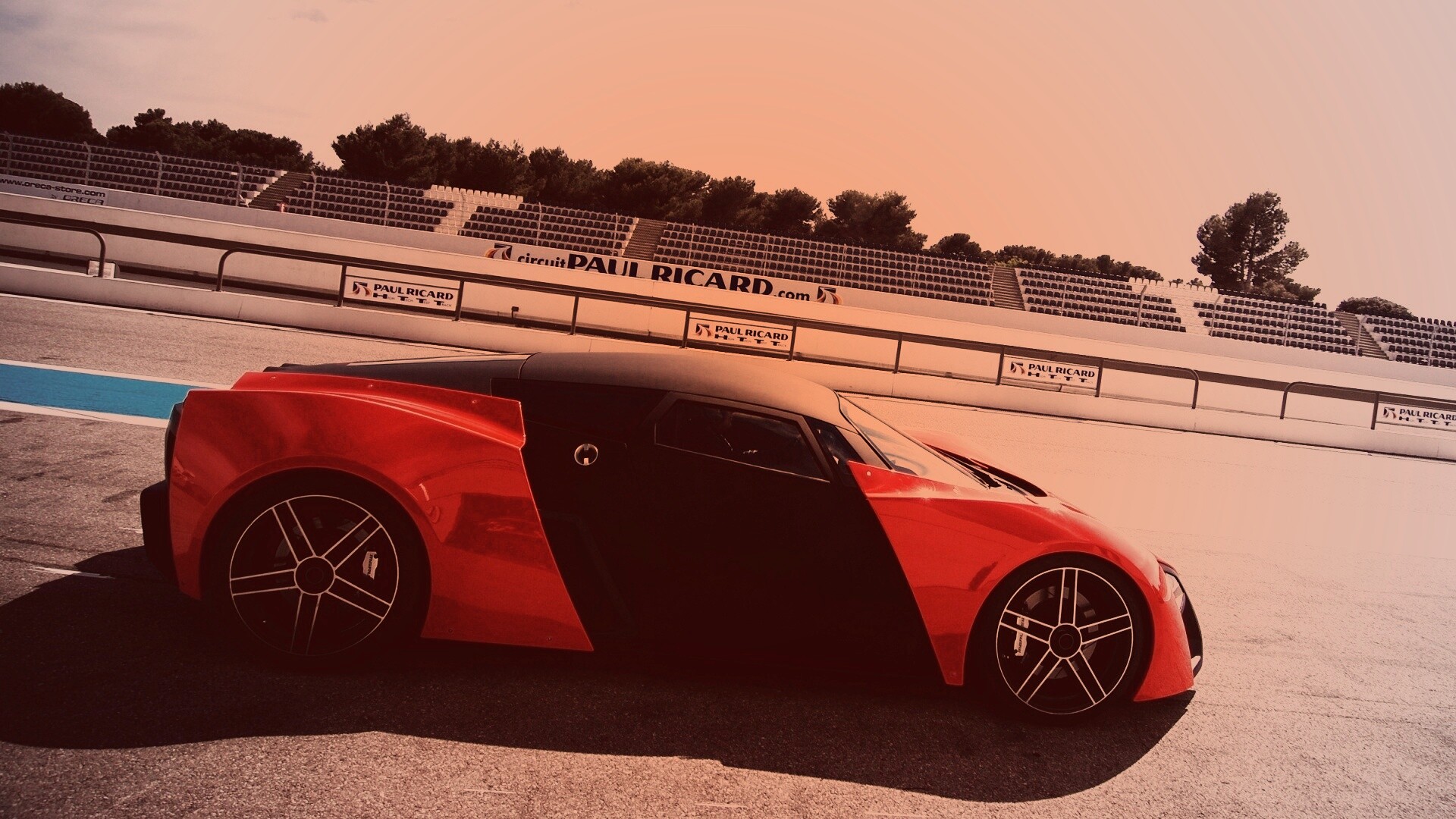 Marussia на треке обои