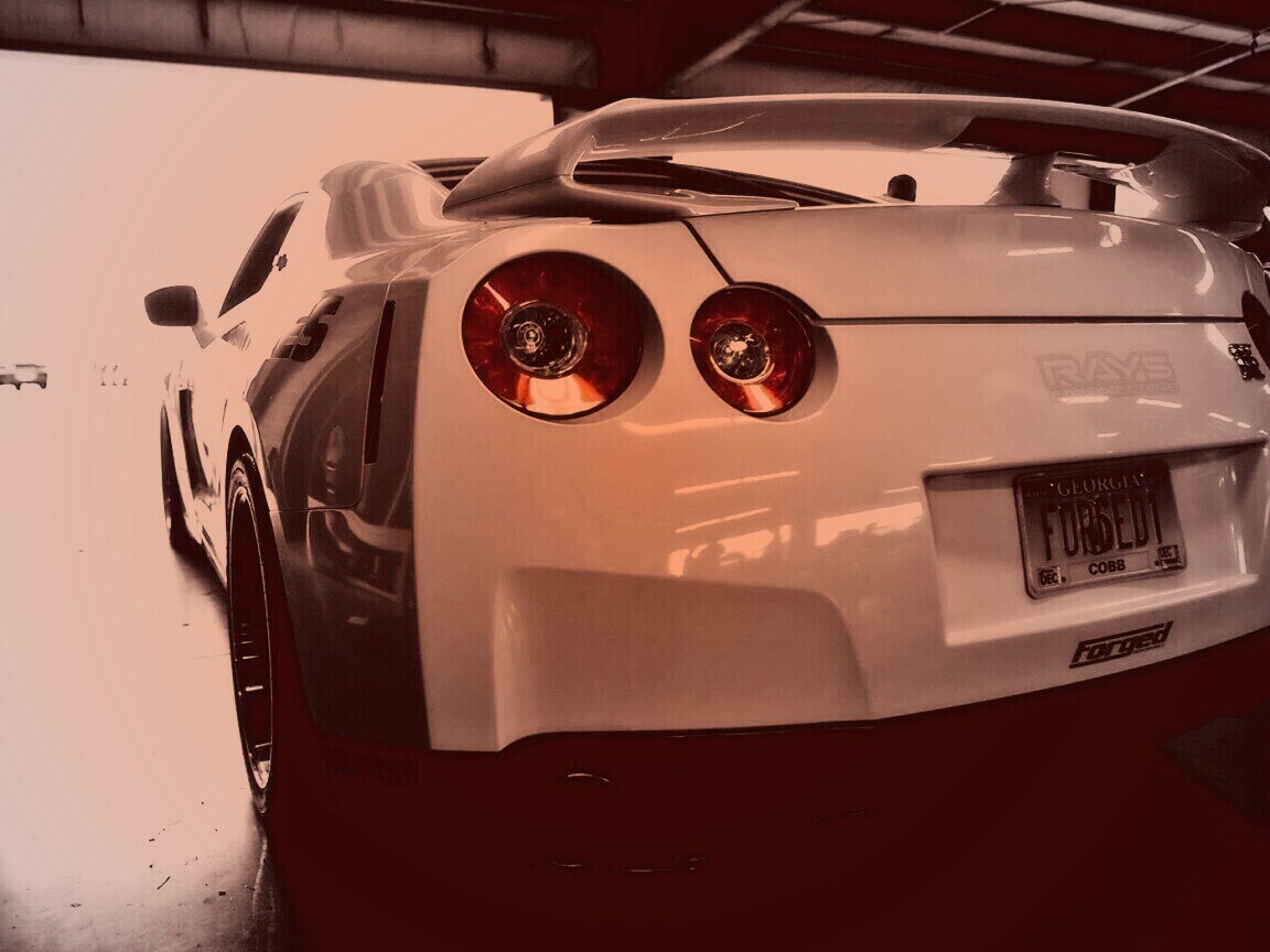 Nissan GT-R обои