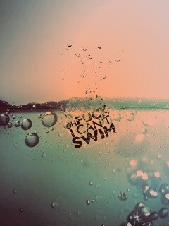 Oh fuck i cant swim обои