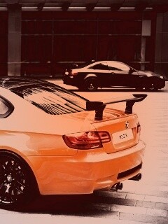 Оранжевый BMW M3 обои