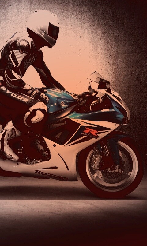 Suzuki и мотоциклист обои
