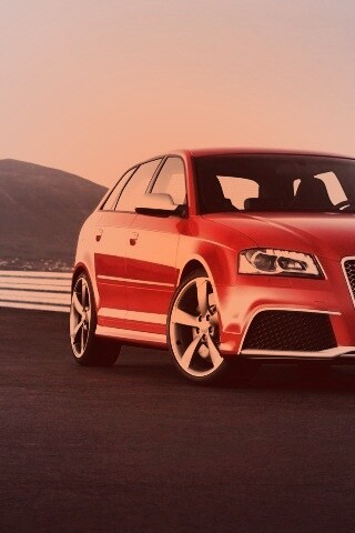 Красная Audi RS3 спереди обои