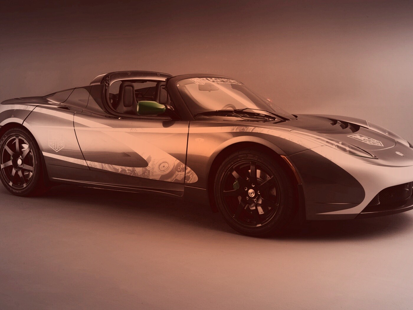 Tag Heuer Tesla Roadster обои