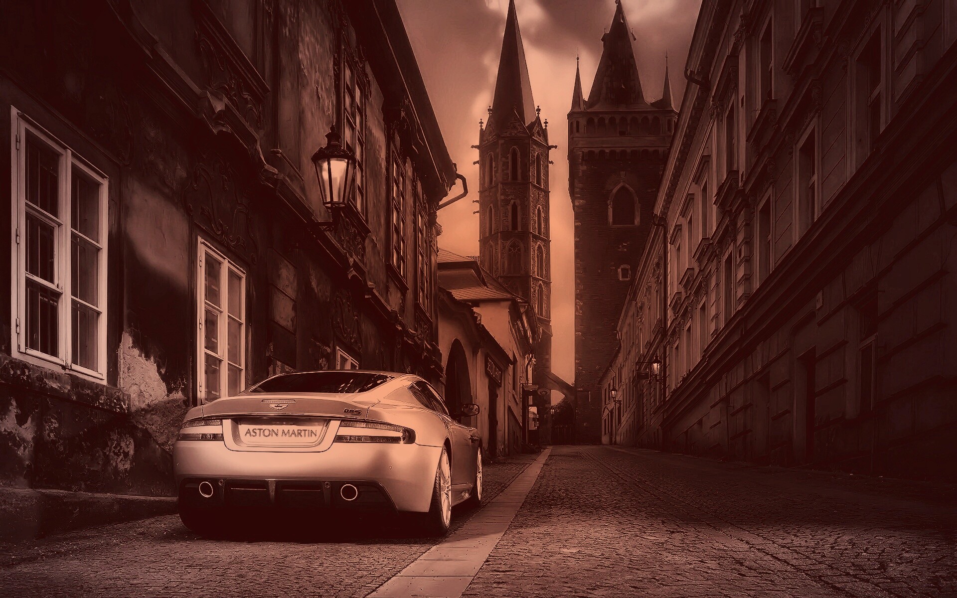 Aston Martin в старинном городе обои