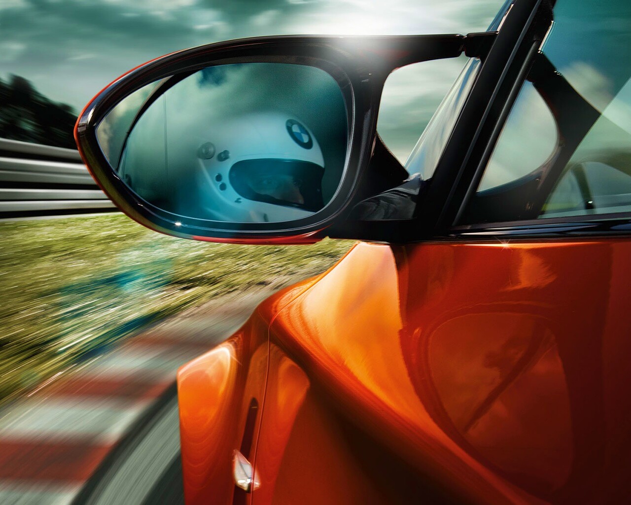Отражение в боковом зеркале BMW M1 обои