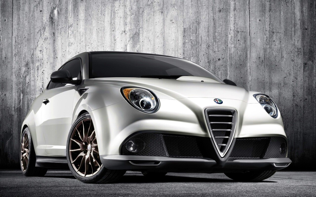 Alfa-Romeo вид спереди обои