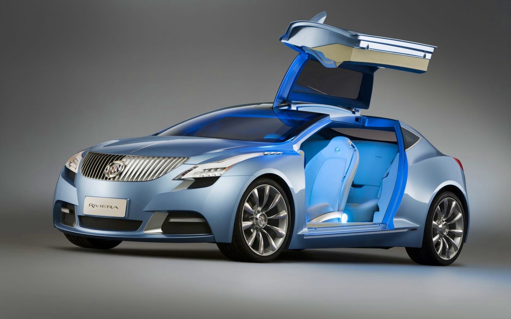 Buick Riviera с распахнутой дверцей обои
