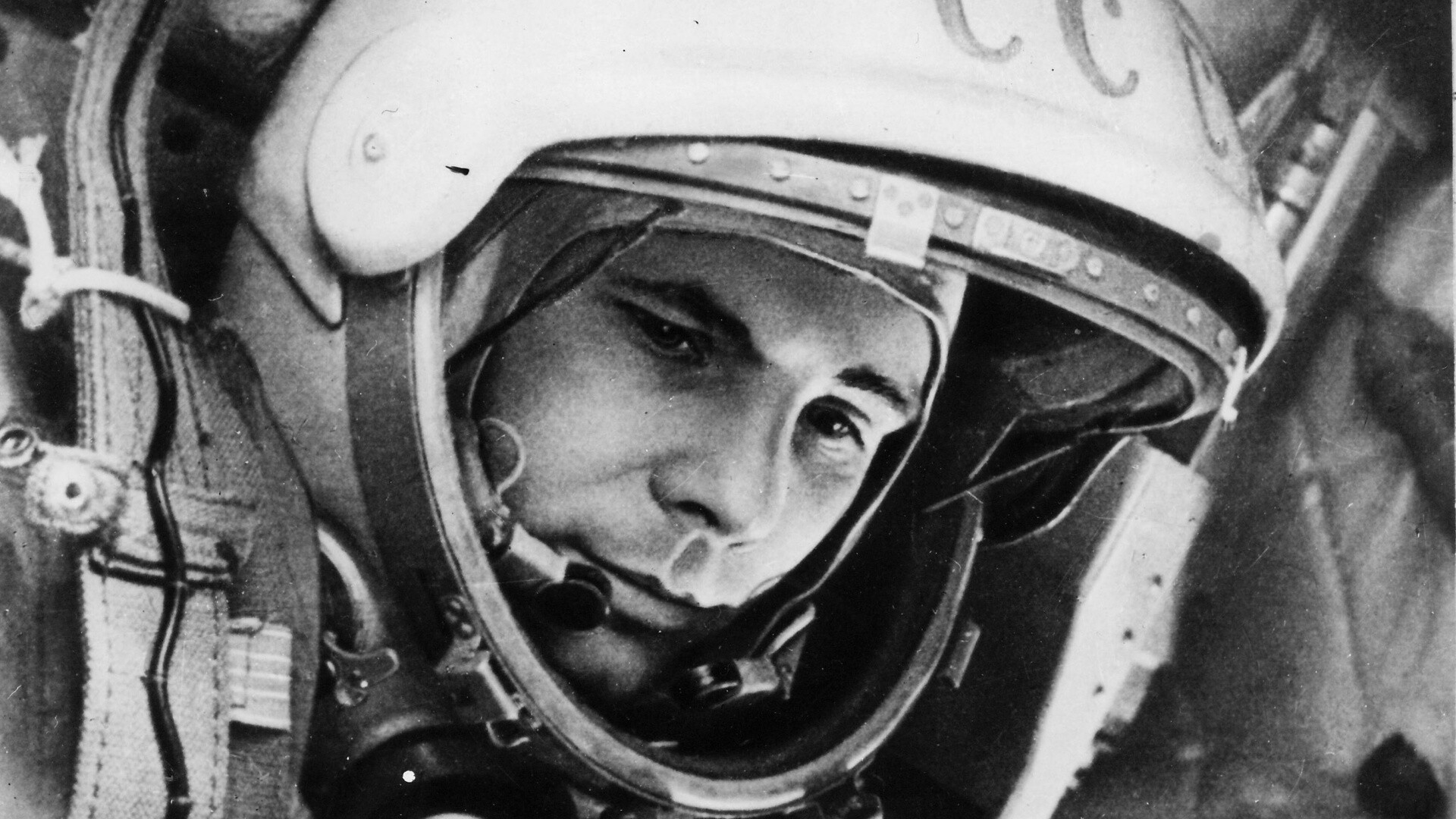 Юрий Алексеевич Гагарин обои
