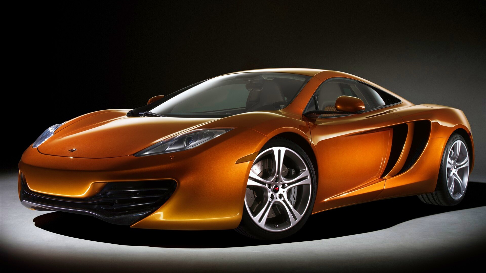 Mclaren обои