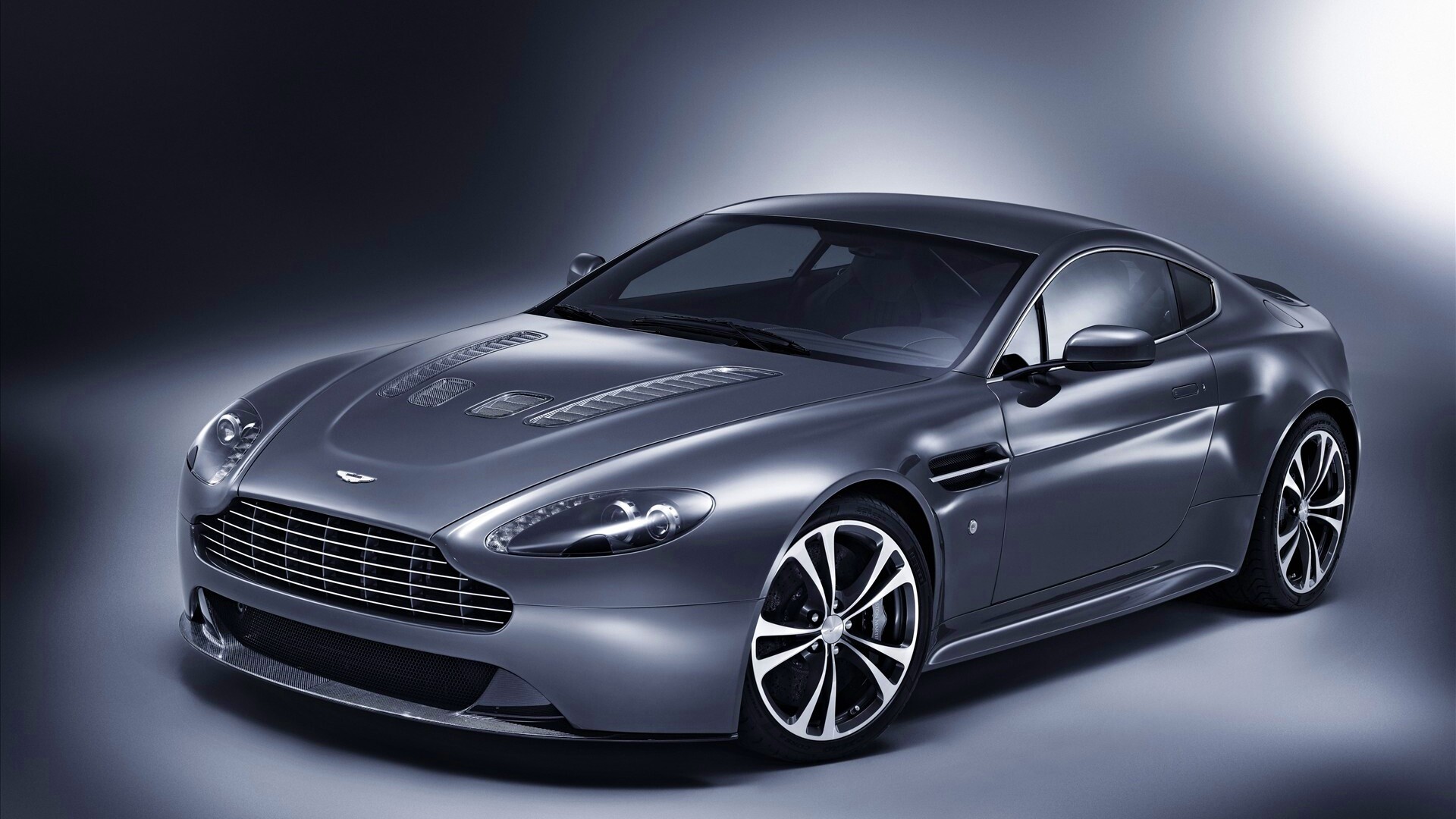 Aston Martin обои