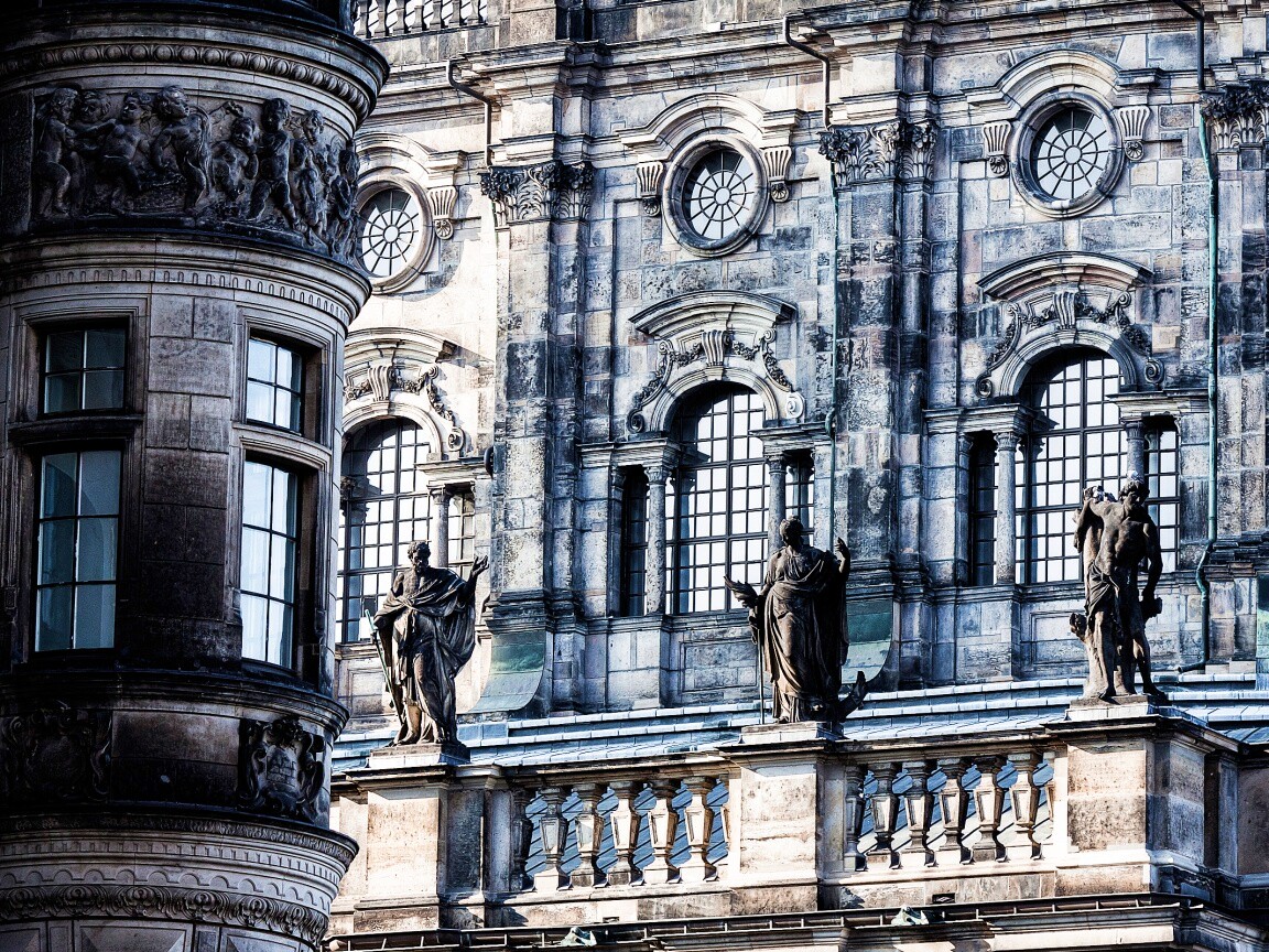 Hofkirche в Дрездене обои