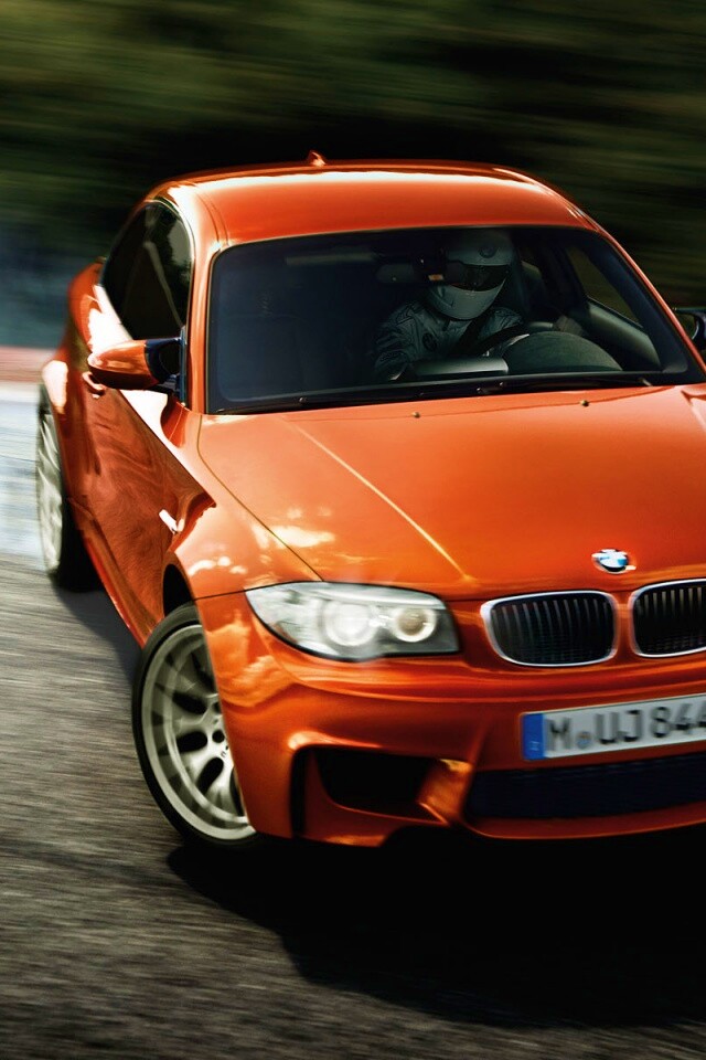 BMW M1 в заносе на треке обои