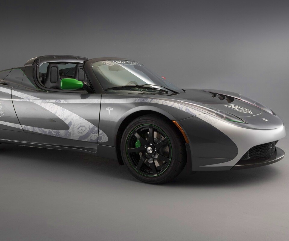 Tag Heuer Tesla Roadster обои