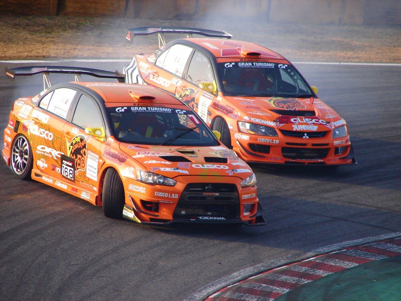Mitsubishi Lancer  обои