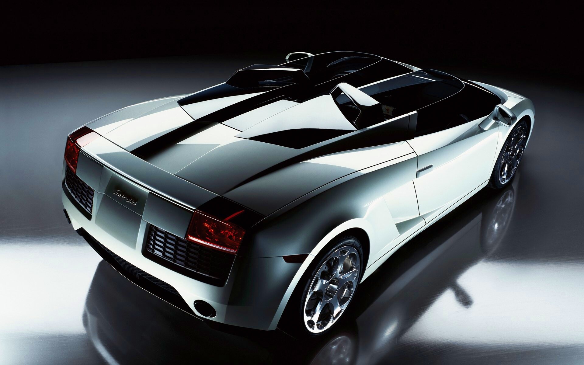 Светло-Серый Lamborghini (Сзади) обои