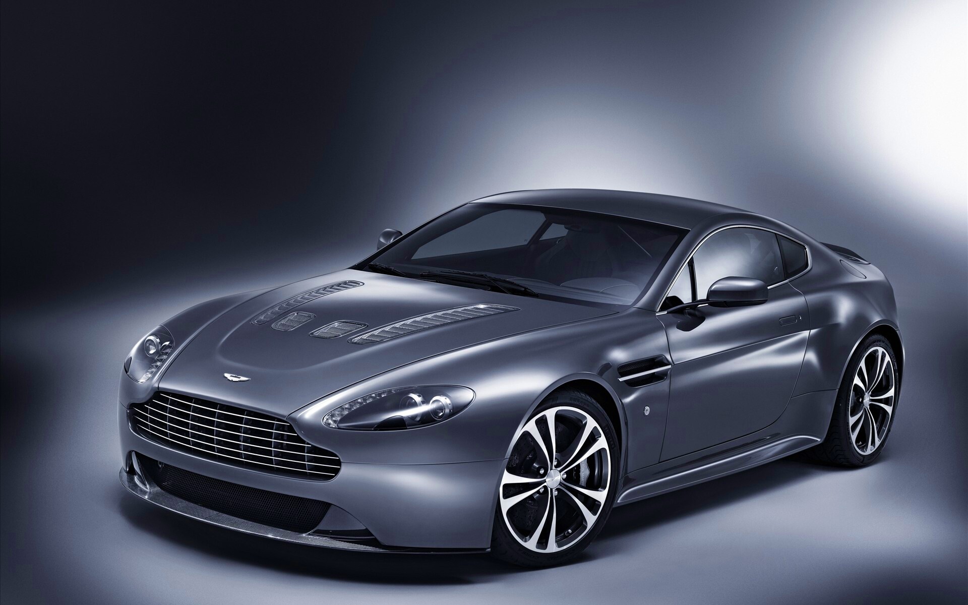 Aston Martin обои