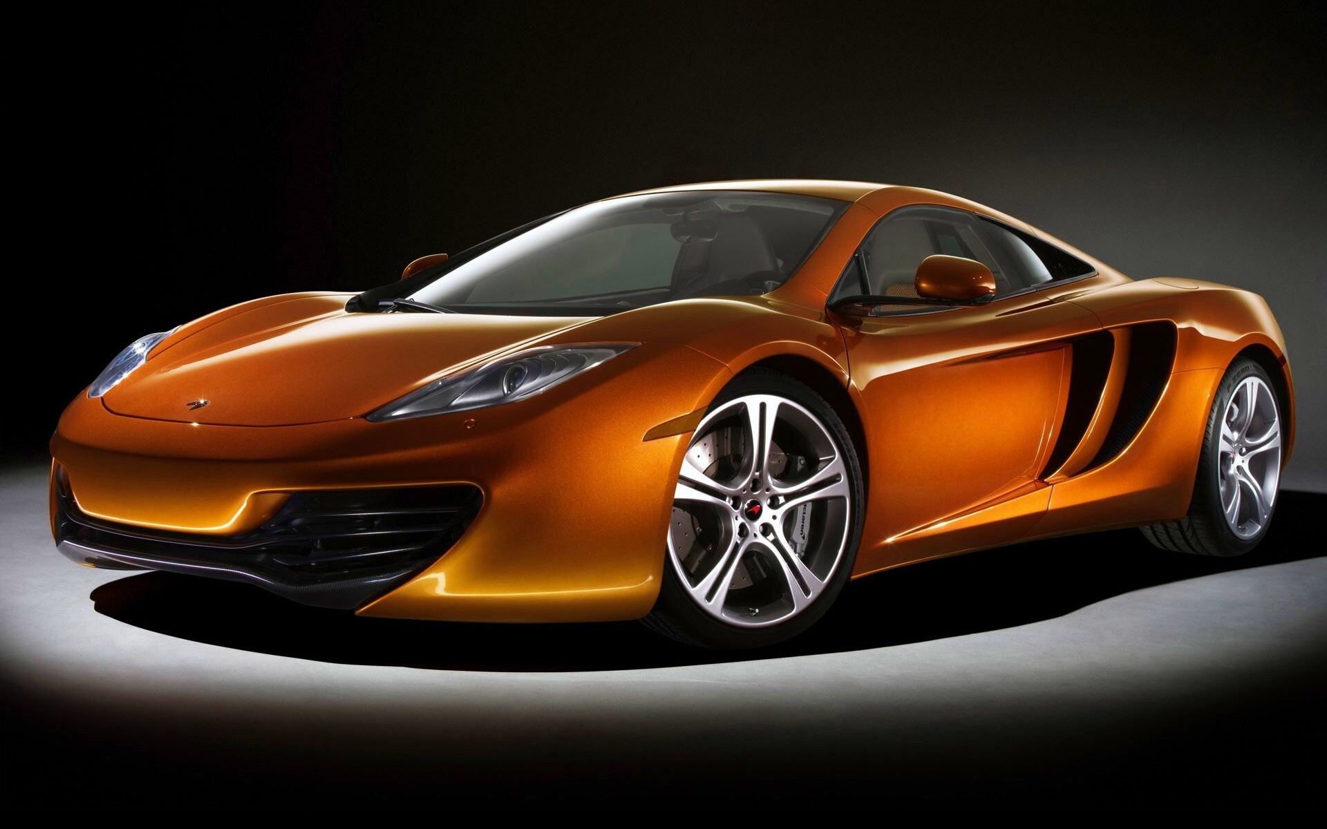 Mclaren обои