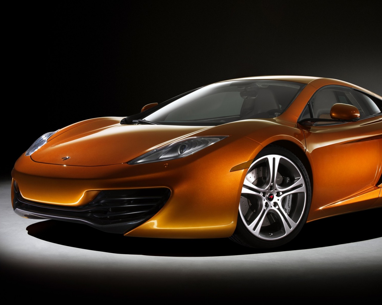 Mclaren обои