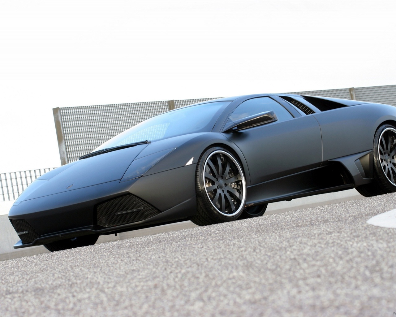 Lamborghini Reventon черного цвета обои