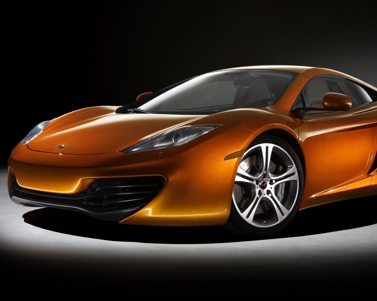 Mclaren обои