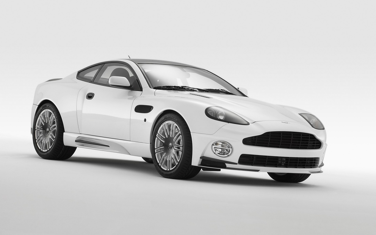 Aston Martin Vanquish S обои