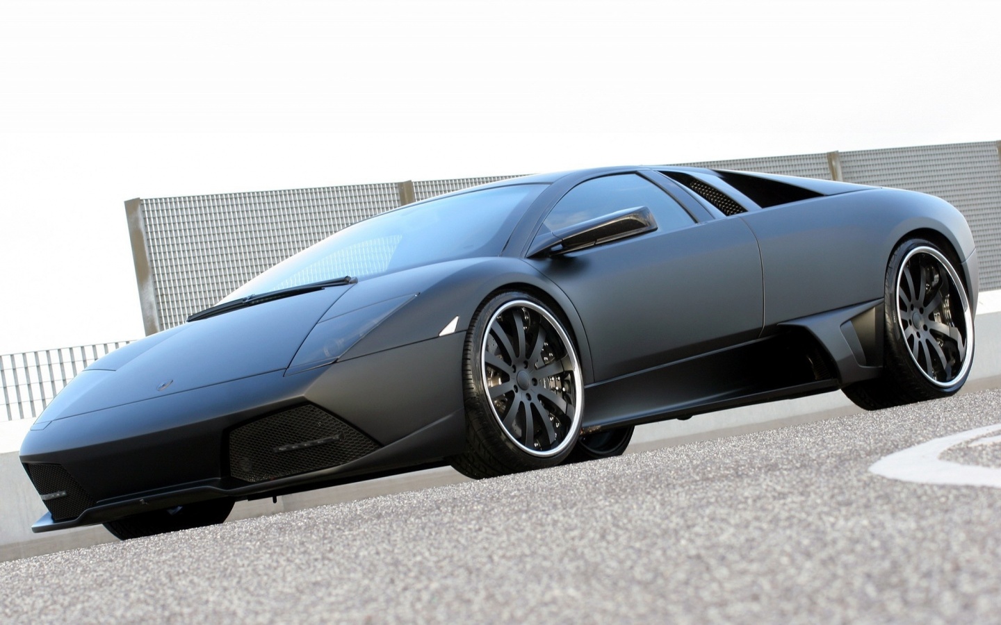 Lamborghini Reventon черного цвета обои