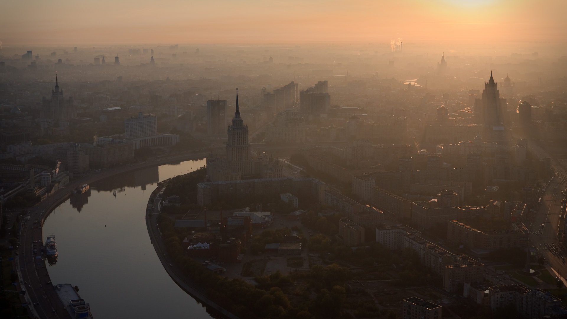 Москва в тумане обои