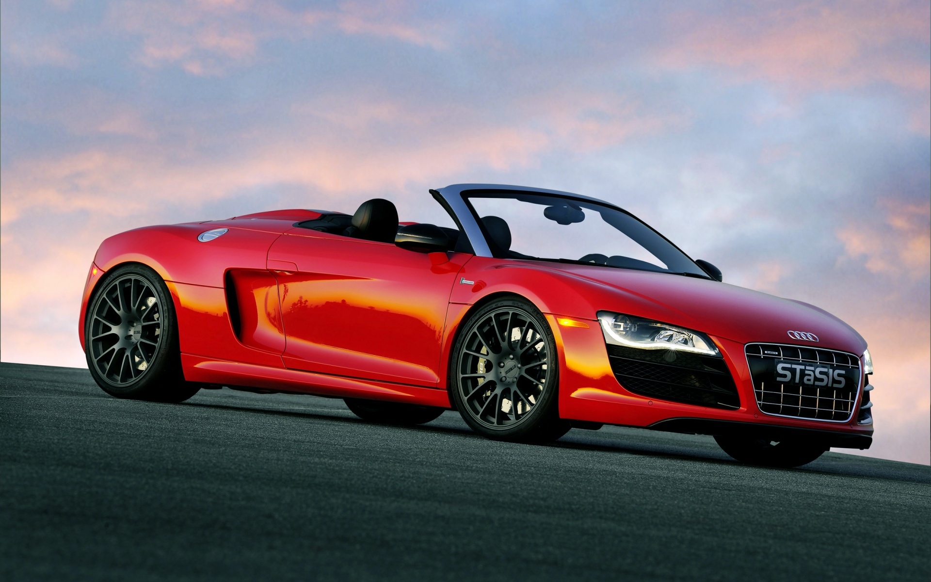 Красная Audi обои