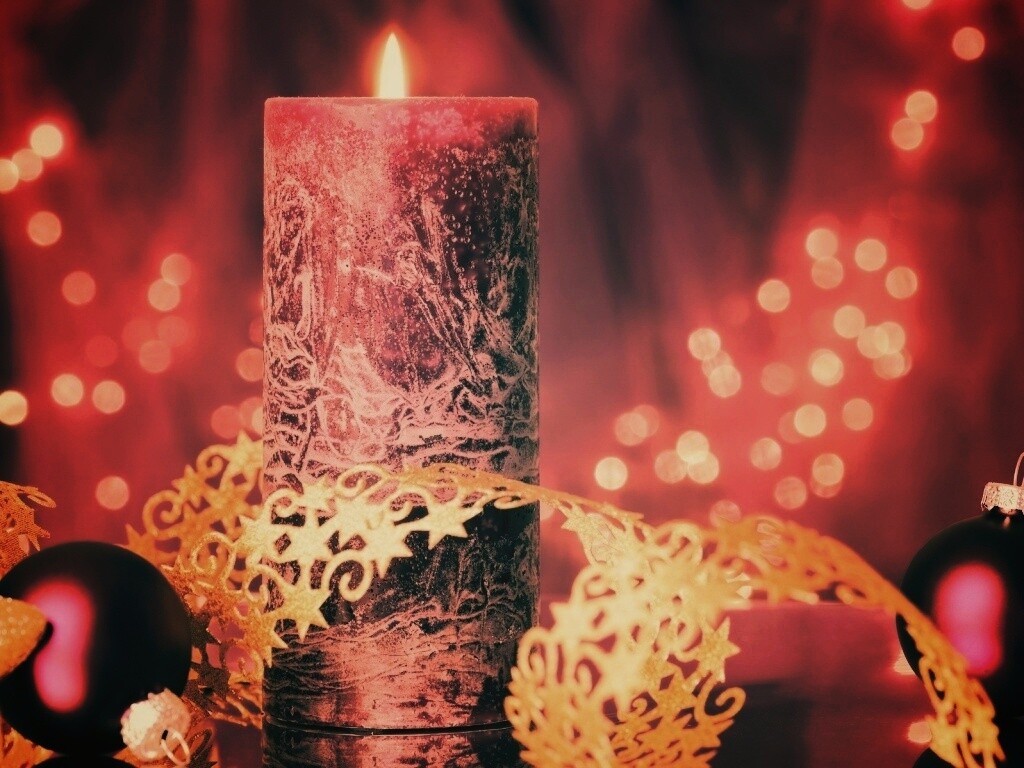 Новогодняя свеча обои