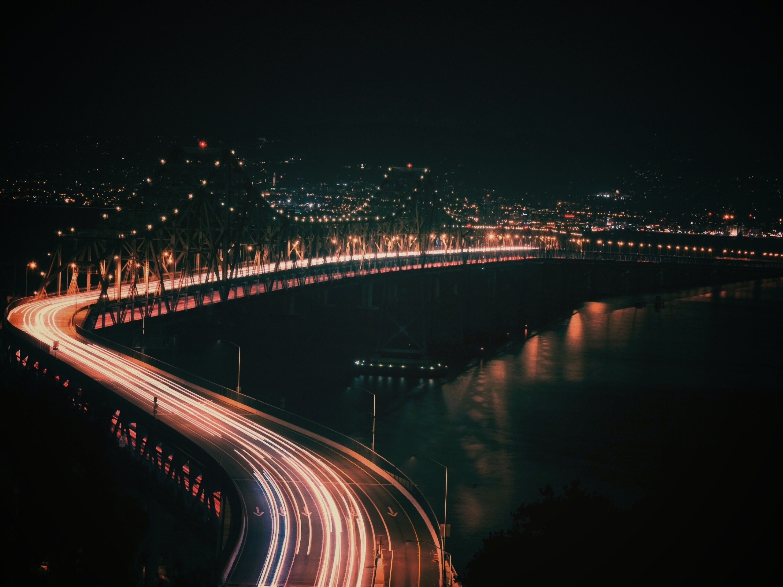 Ночью под мостом скачать