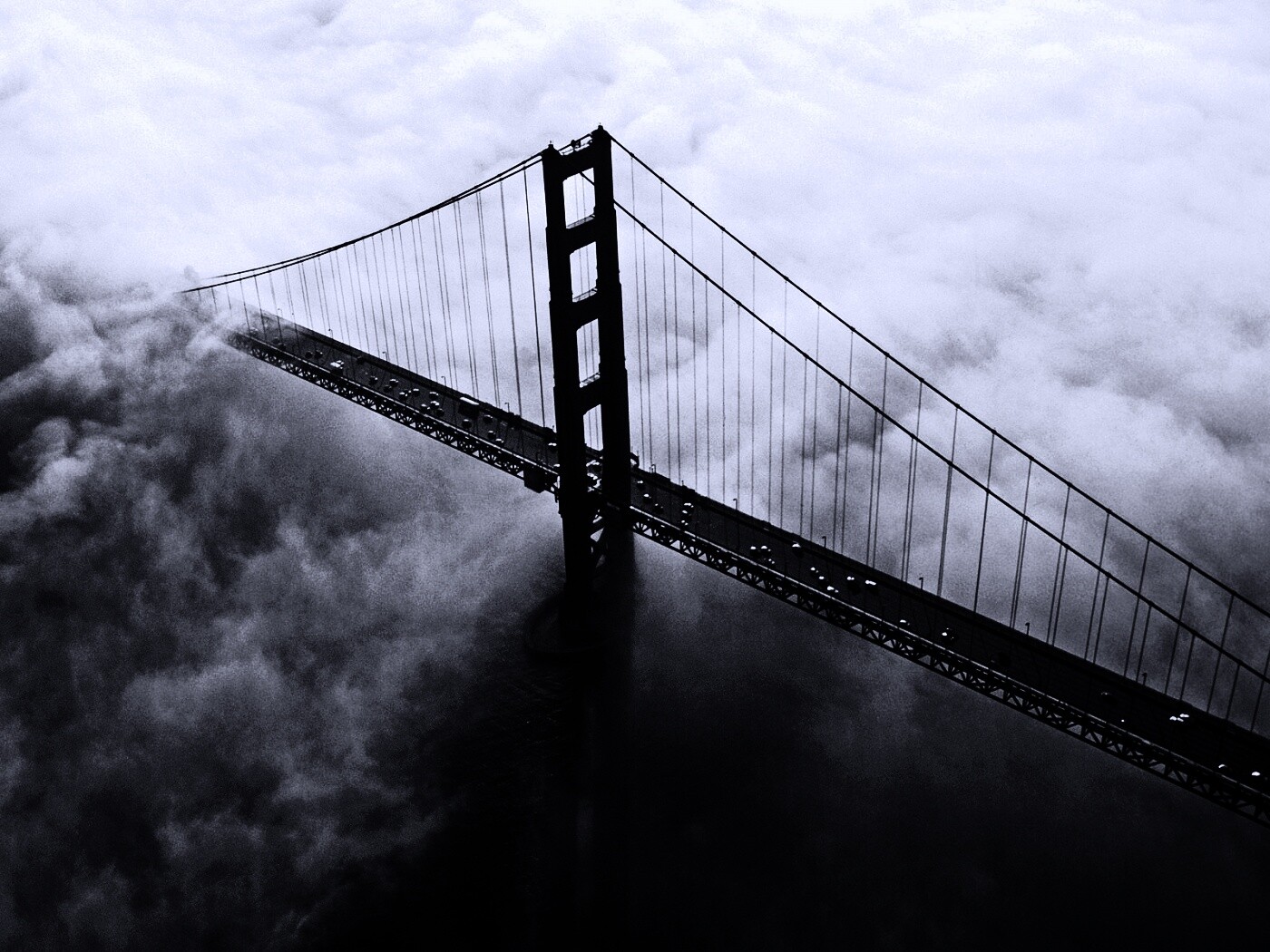 Туман под мостом загрузить