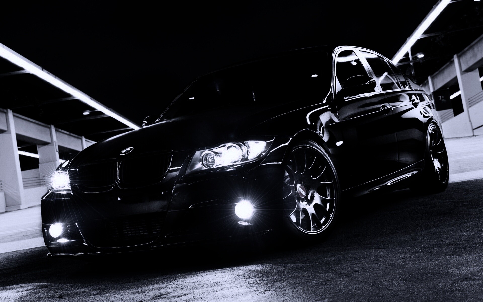 Чёрный БМВ обои