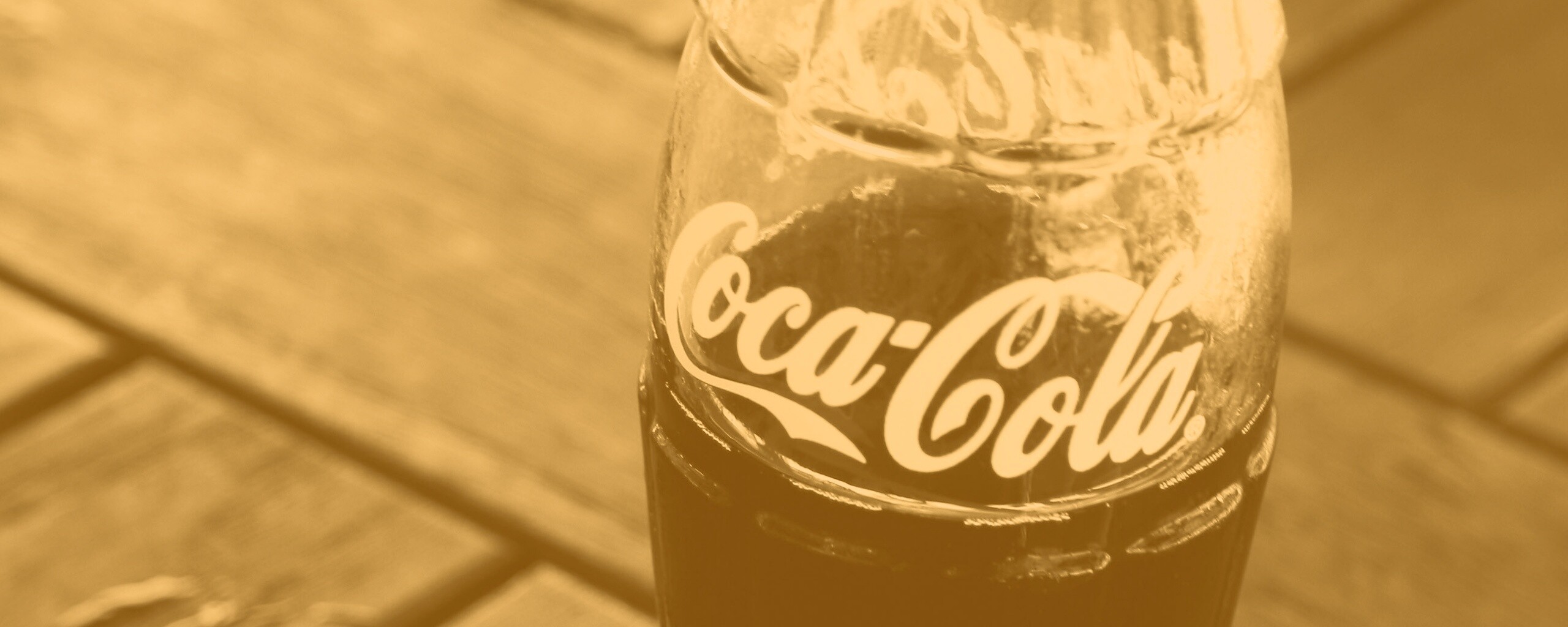 еда кока-кола банка без смс