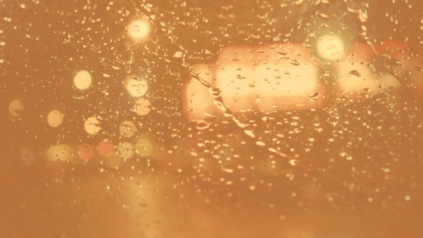 Дождь на стекле обои