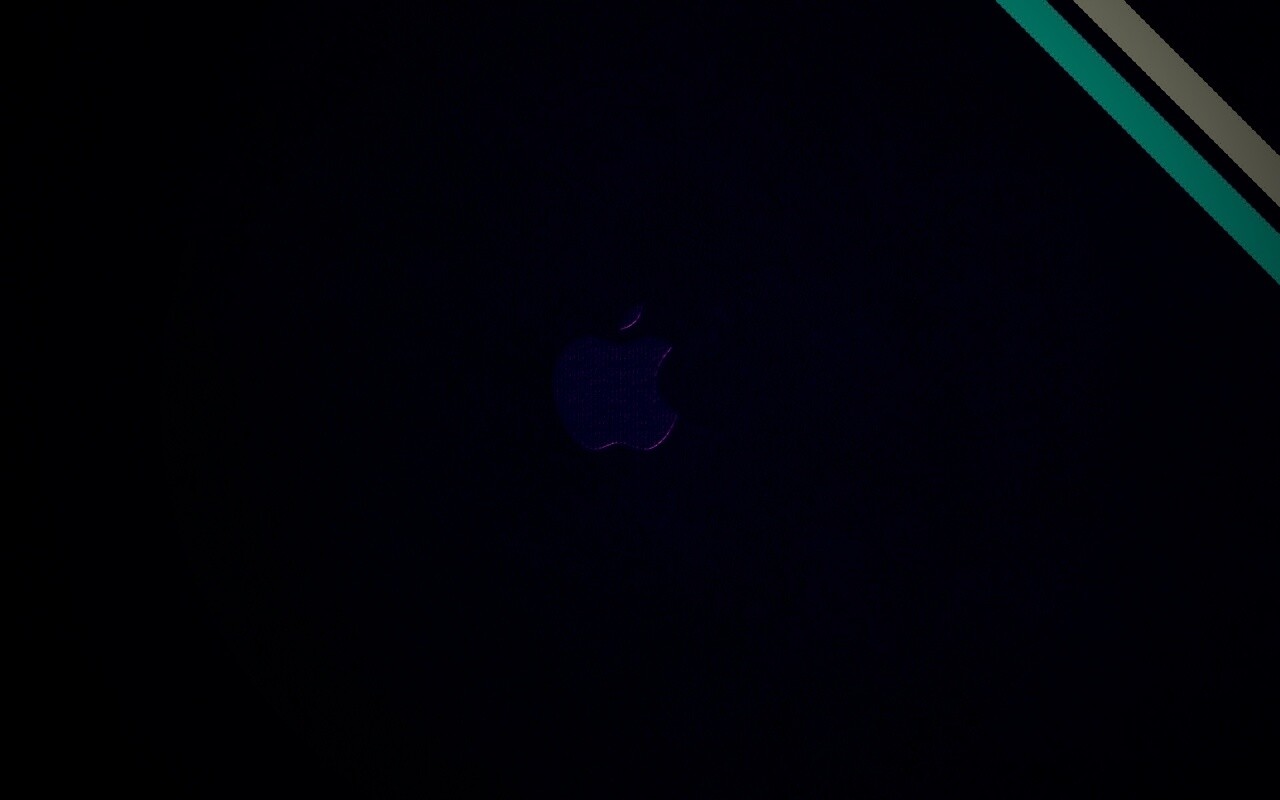 Логотип Apple в дереве обои
