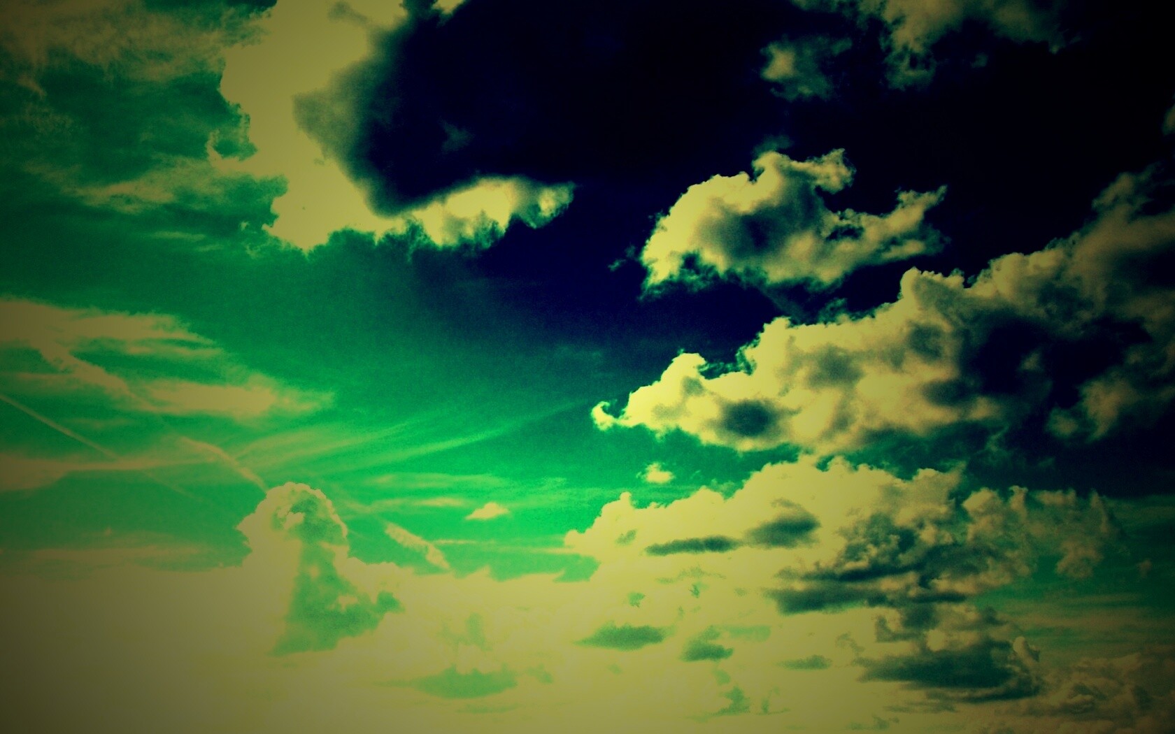 Зеленое Небо Фото