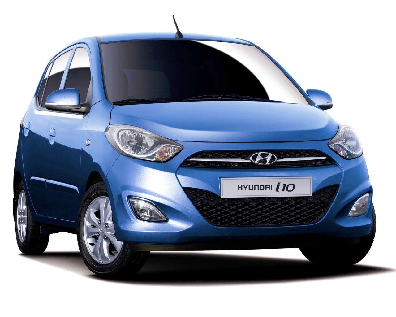 Hyundai i10 обои